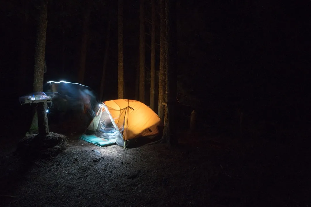 长三角自驾露营装备配套方案:防潮垫与登山杖选型指南正文配图 2